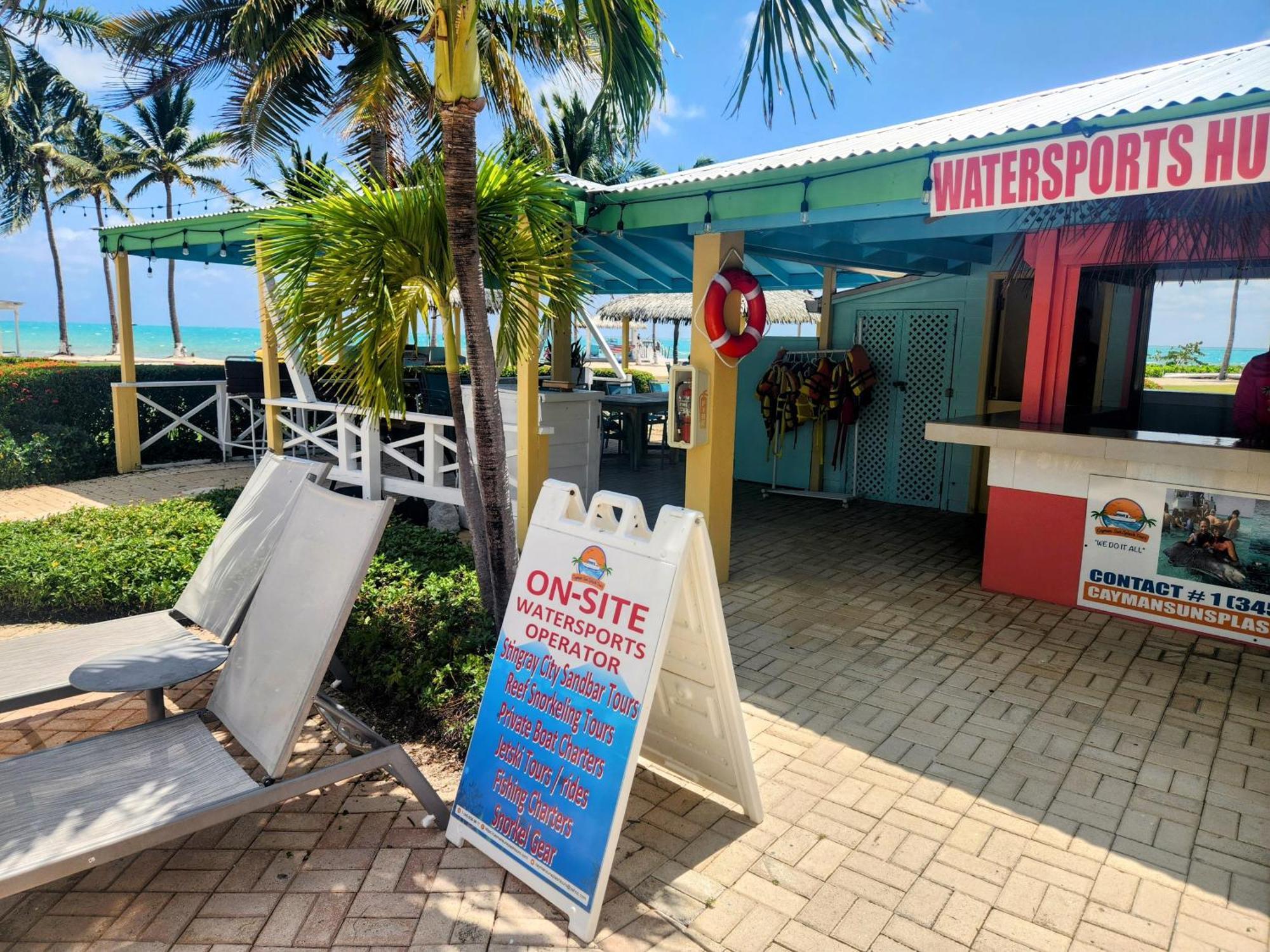 The Grand Caymanian Resort George Town Esterno foto